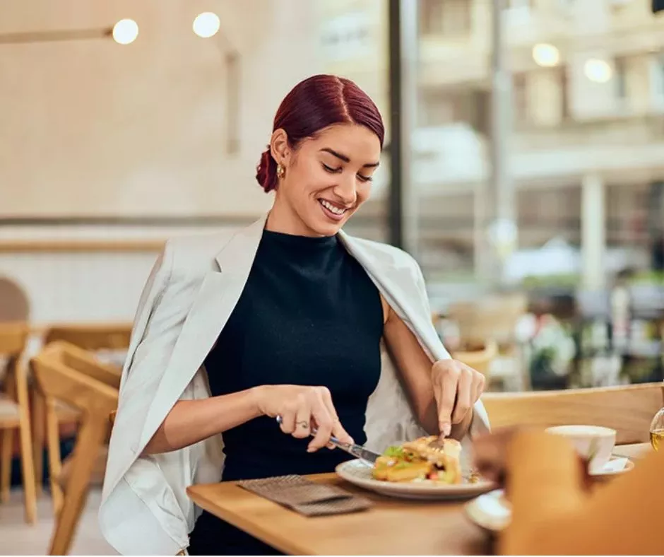 ¿Cómo implementar la tarjeta Pluxee Alimentación Santander? 
