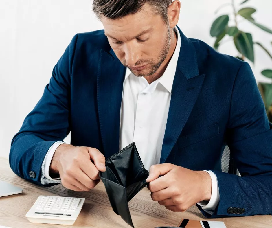 ¿cómo ha sido la evolución del salario real en uruguay y cómo esto afecta a las empresas? 