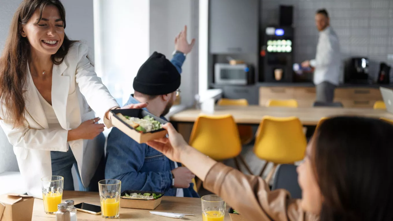 ¿Qué es una alimentación saludable en el trabajo y como impacta en la productividad laboral? 