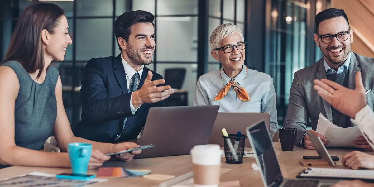 colaboradores felices 