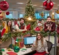Celebración de la navidad en la oficina
