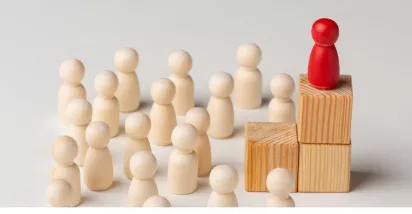 Representación visual de los tipos de liderazgo y la gestión de equipos en el entorno laboral.