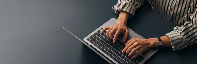Guía gratuita: 50 prompts de IA para expertos en RRHH